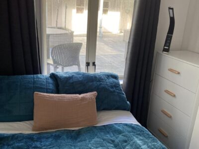 Family friendly Berhampore Apartment with indoor pool and gym