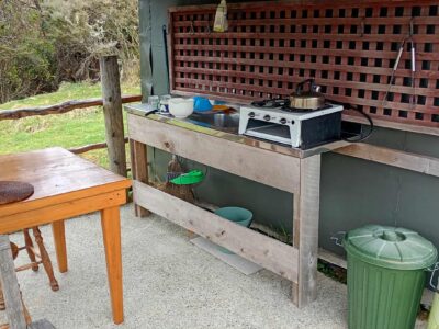 Settlers Camping Hut