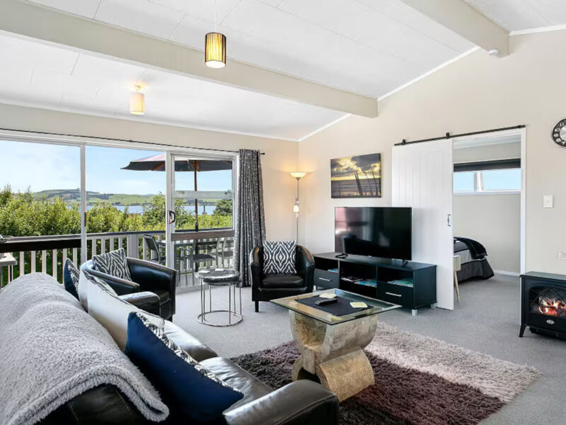 Lakeview's On Richmond