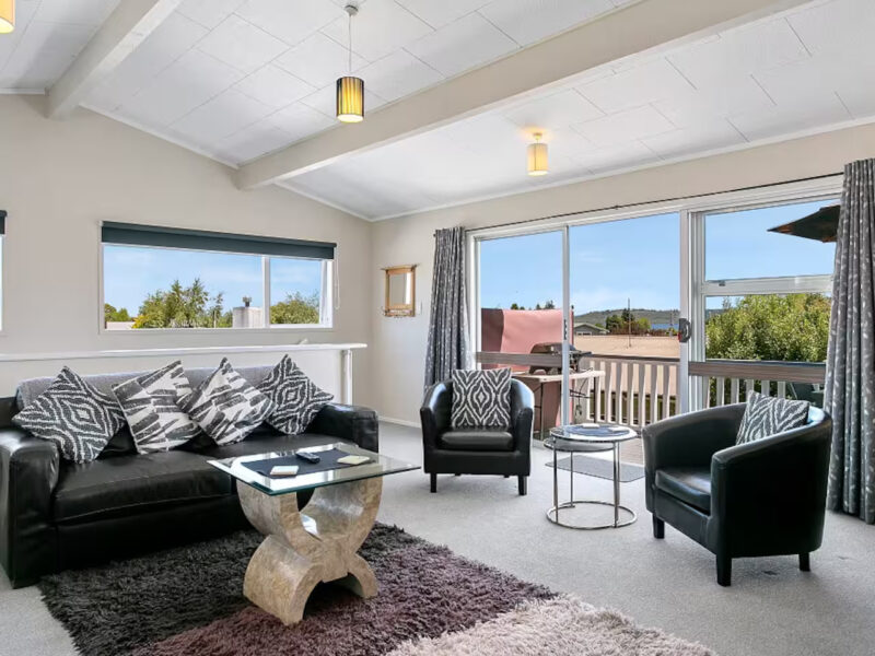 Lakeview's On Richmond