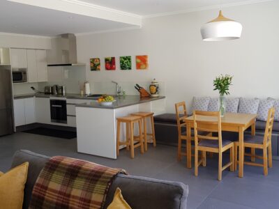 Private, luxurious, peaceful escape for 1-4 people