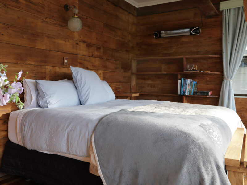 Raglan's Tranquil Garden Retreat at Moa Stone Estate