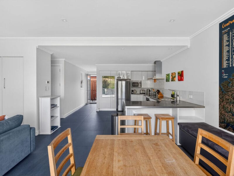 Private, luxurious, peaceful escape for 1-4 people