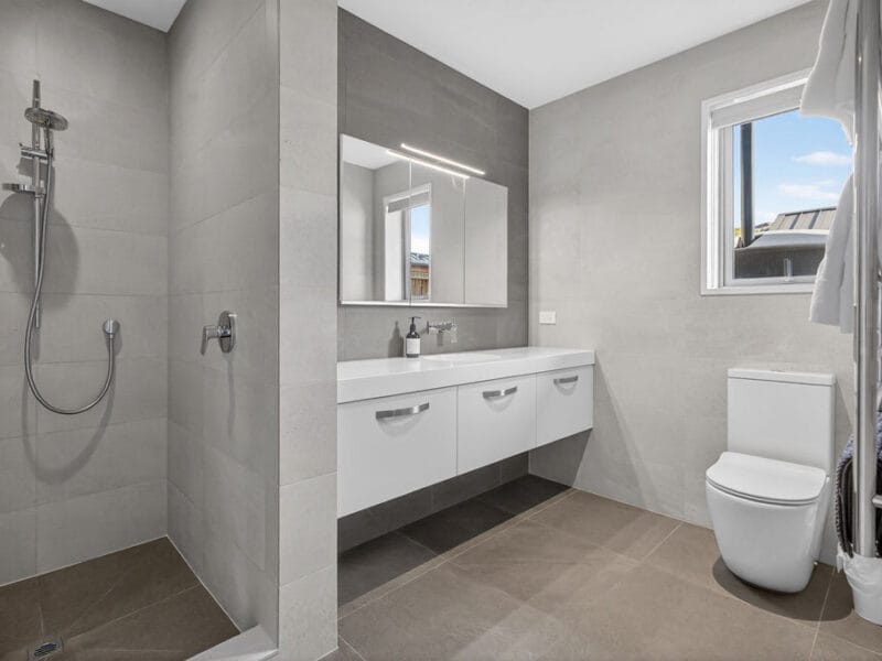 Private, luxurious, peaceful escape for 1-4 people