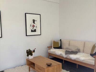 Central Haven: Sunny, Secure & Walk to the River!