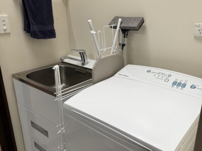 Heron’s Nest - cozy lake bach