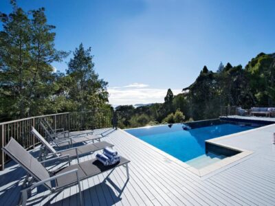 Private Luxury in Paihia - With Heated Pool!