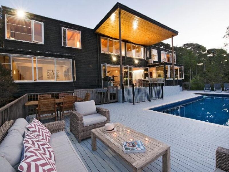 Private Luxury in Paihia - With Heated Pool!