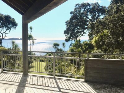 Whananaki Hideaway Absolute Water Front.