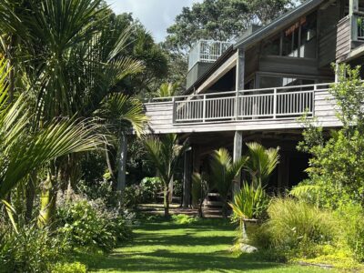 Whananaki Hideaway Absolute Water Front.