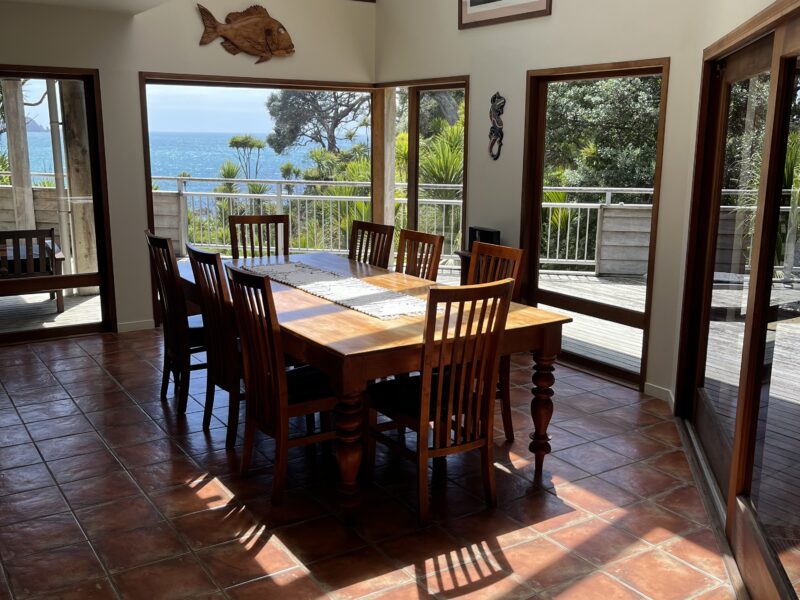 Whananaki Hideaway Absolute Water Front.