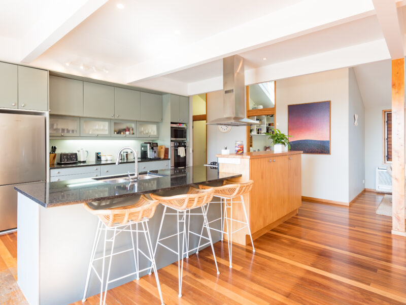 Private Luxury in Paihia - With Heated Pool!