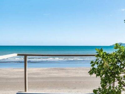 Luxury Beachfront Big Bach