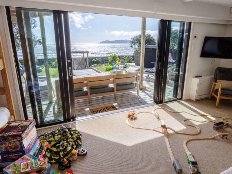 Luxury Beachfront Big Bach