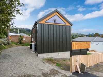 Port Chalmers Harbour View Tiny Home