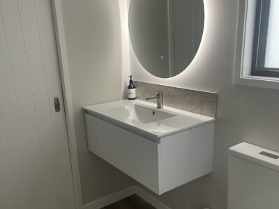 The Parrot Place - The Parrot’s Nest