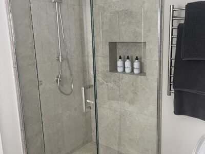 The Parrot Place - The Parrot’s Nest