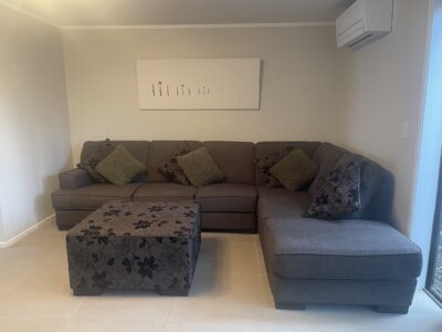 The Parrot Place - The Parrot’s Nest