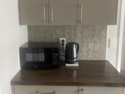 The Parrot Place - The Parrot’s Nest