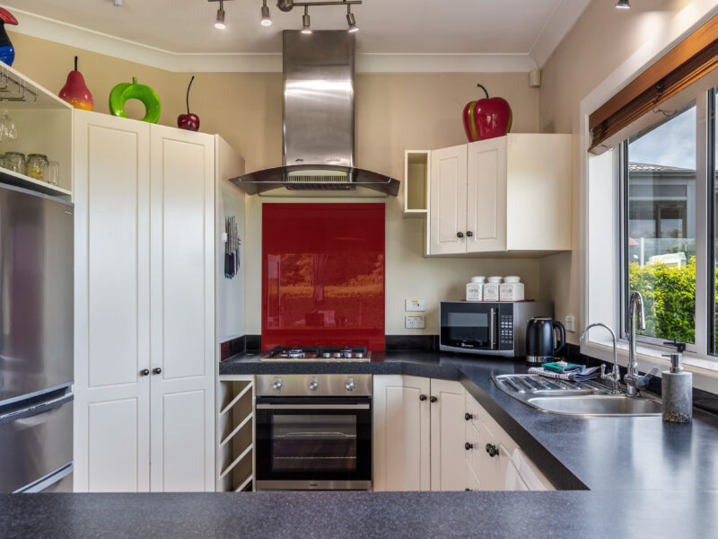 Walk to the Lake or to Taupo Town