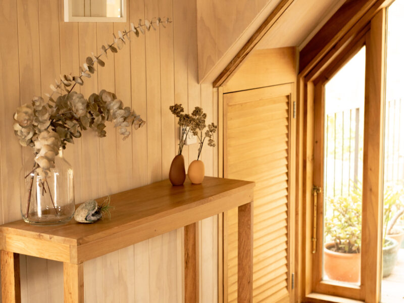 The Loft - views, hot tub + nature escape