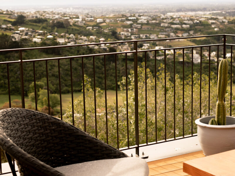 The Loft - views, hot tub + nature escape