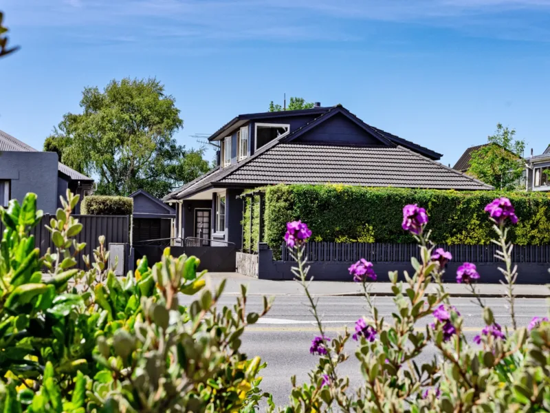 Park View: Inner City - Four-Bedroom Invercargill Home