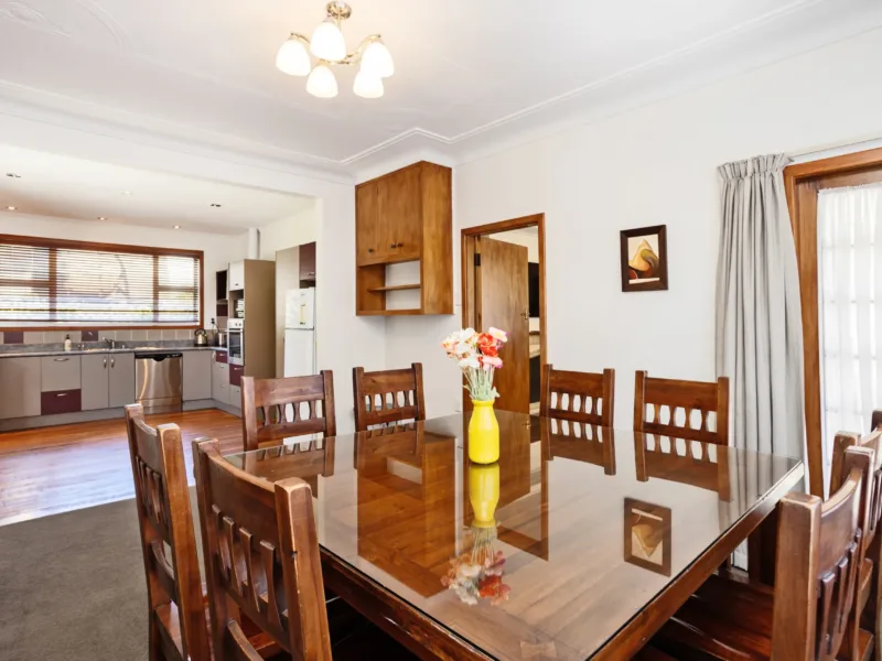 Park View: Inner City - Four-Bedroom Invercargill Home
