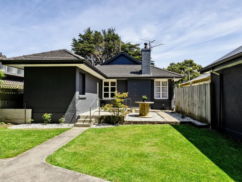 Park View: Inner City - Four-Bedroom Invercargill Home