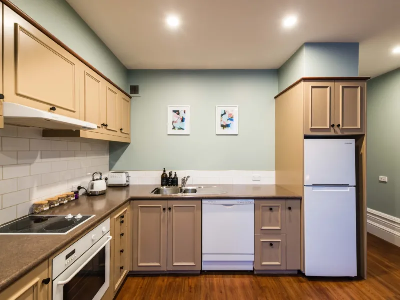 OGB, Cathedral Square Apartment with carpark and pool