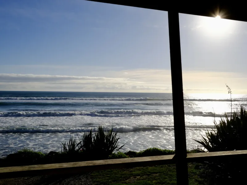 Te Tūtū Bach - relax & recharge.