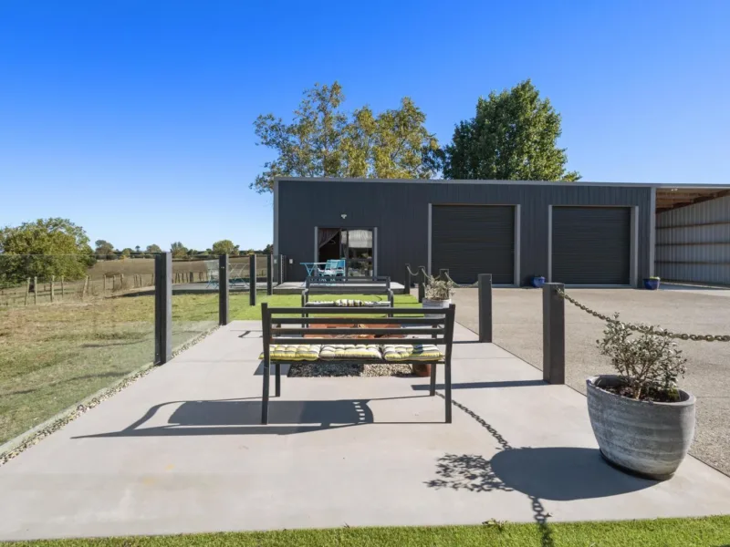 The Barn & Bivvy - panoramic mountain and rural views