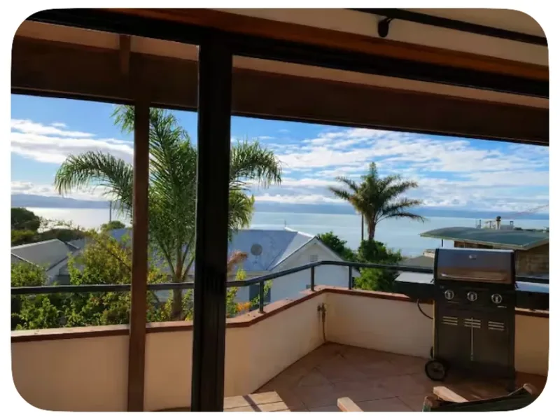 Seaside in the City - Panoramic Ocean Views