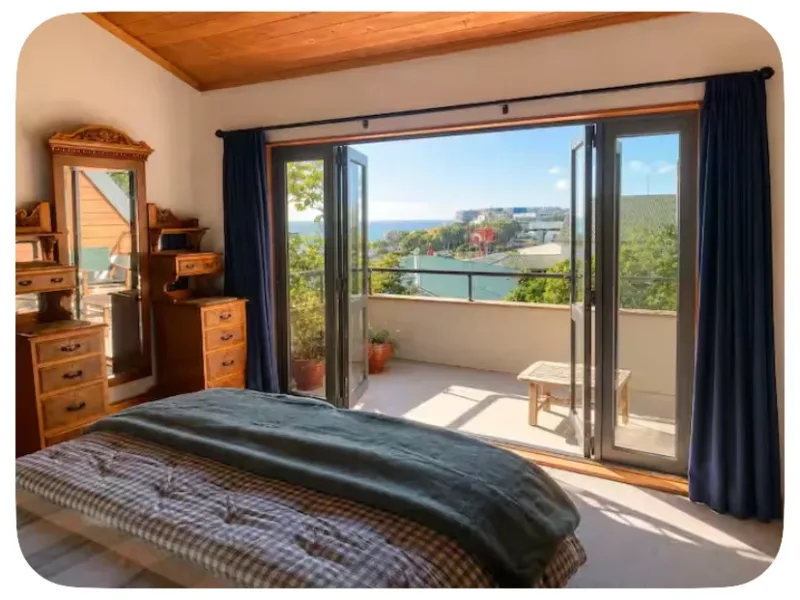 Seaside in the City - Panoramic Ocean Views