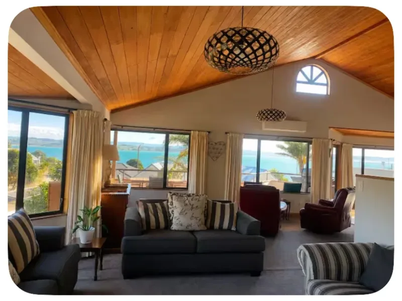 Seaside in the City - Panoramic Ocean Views