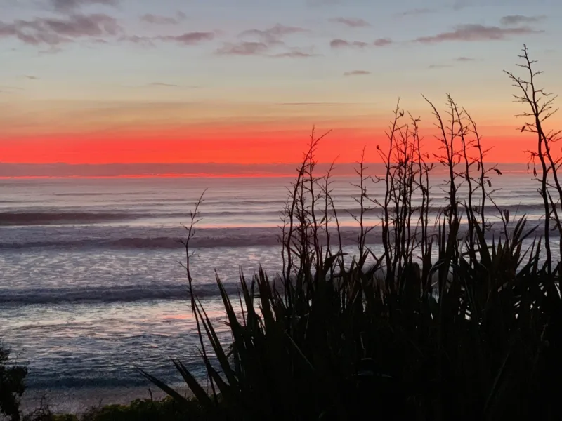 Te Tūtū Bach - relax & recharge.