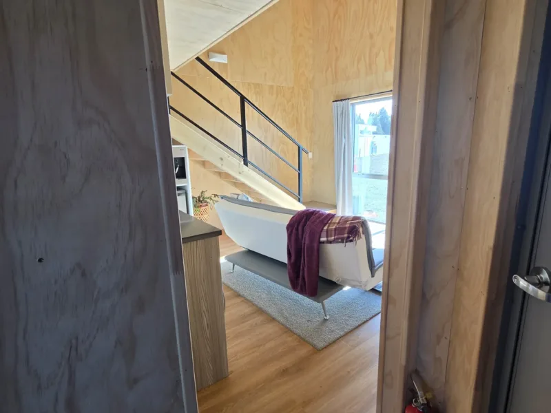 Cosy Mezzanine Studio with Stunning Mountain Views