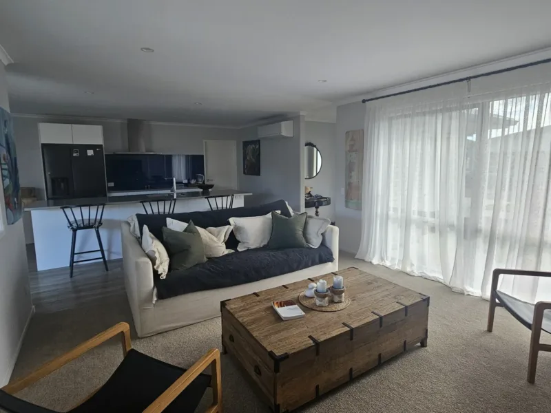 ☀️ Spacious & Comfortable Papamoa Retreat – Close to the Beach, Cafés & Everything You Need