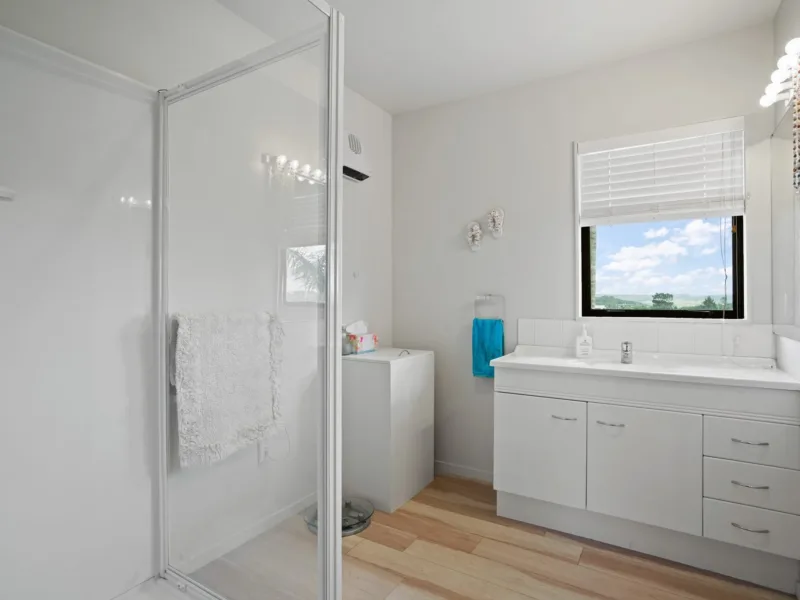Mangawhai Beach House with Stunning Panoramic Views