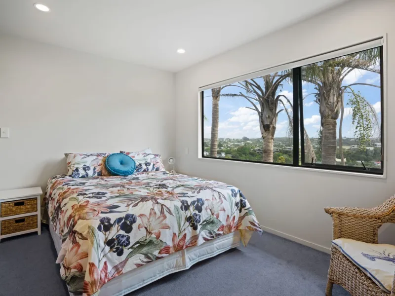 Mangawhai Beach House with Stunning Panoramic Views