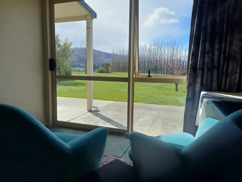 Kawarau Cottage - Vineyard and River Views