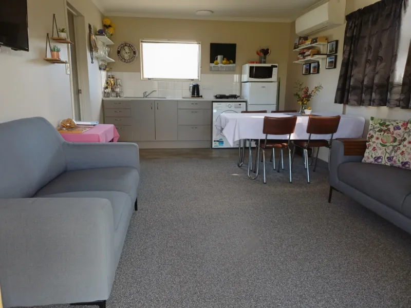 Kawarau Cottage - Vineyard and River Views