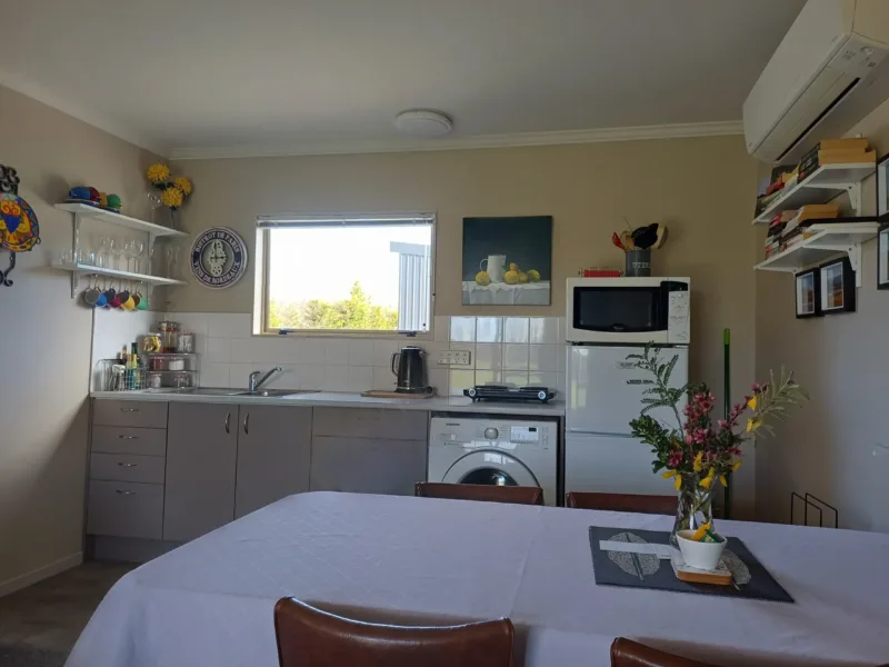 Kawarau Cottage - Vineyard and River Views