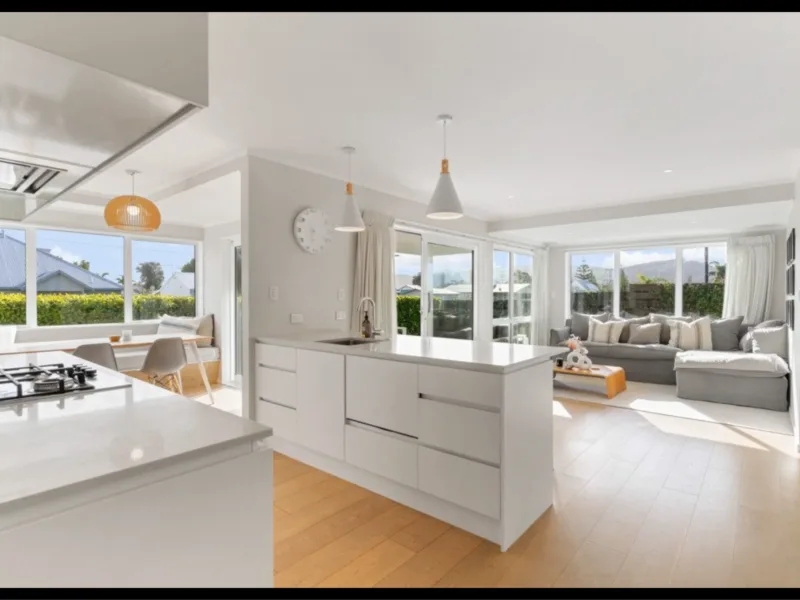 Rinse, Relax, Repeat @Barefoot Bach - Modern Family Escape in Whangamatā