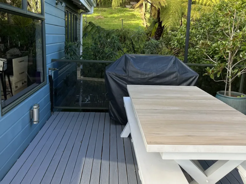 Native bush & Marina Views retreat