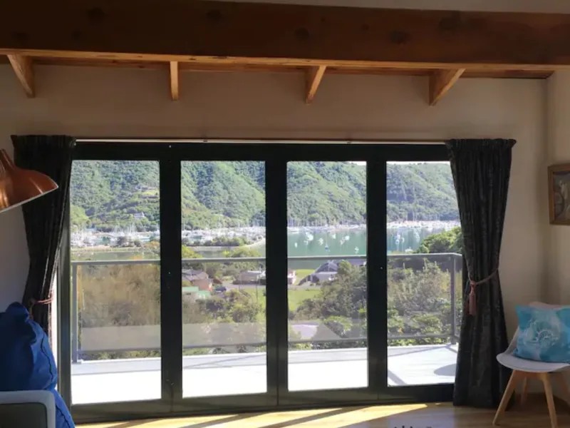 Native bush & Marina Views retreat