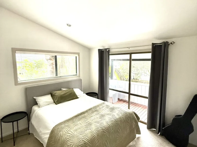 Paua Palms | Sleeps 10 | just a few mins stroll to Pauanui Beach