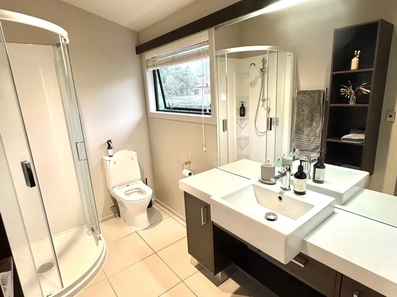 Paua Palms | Sleeps 10 | just a few mins stroll to Pauanui Beach