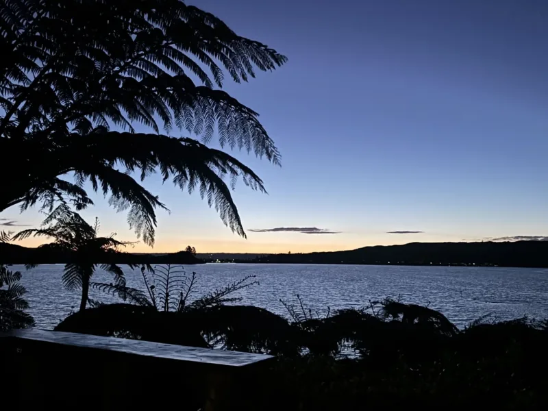 Laze by the Lake !