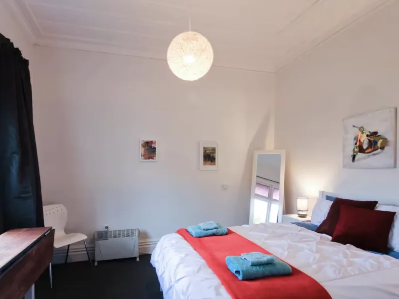 Cosy stay at a World Famous location